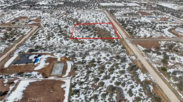 Phelan, CA 92371,9027 Mesquite ST