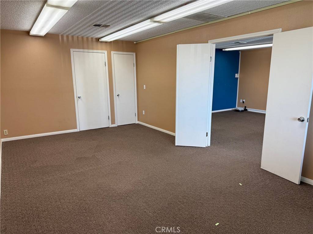 Barstow, CA 92311,524 Barstow RD