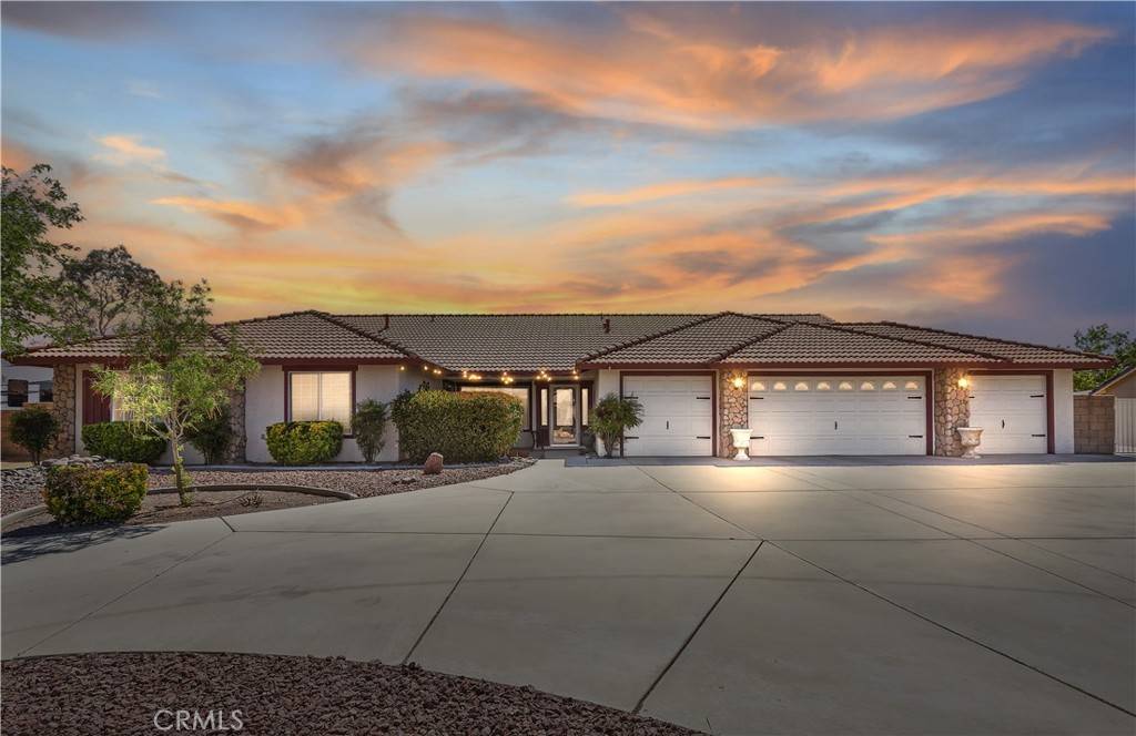 13484 Capella RD, Apple Valley, CA 92308