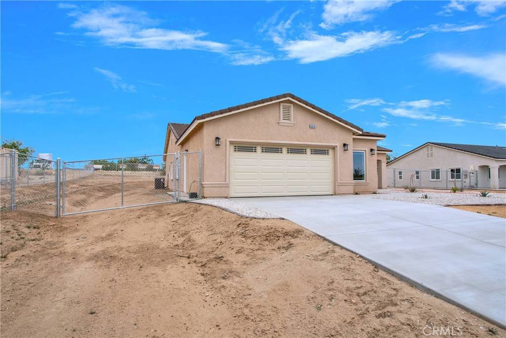 Victorville, CA 92395,16319 Teton ST