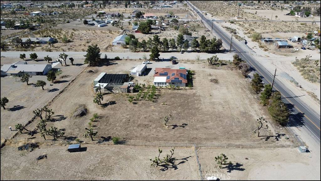 Phelan, CA 92371,4077 Amador RD