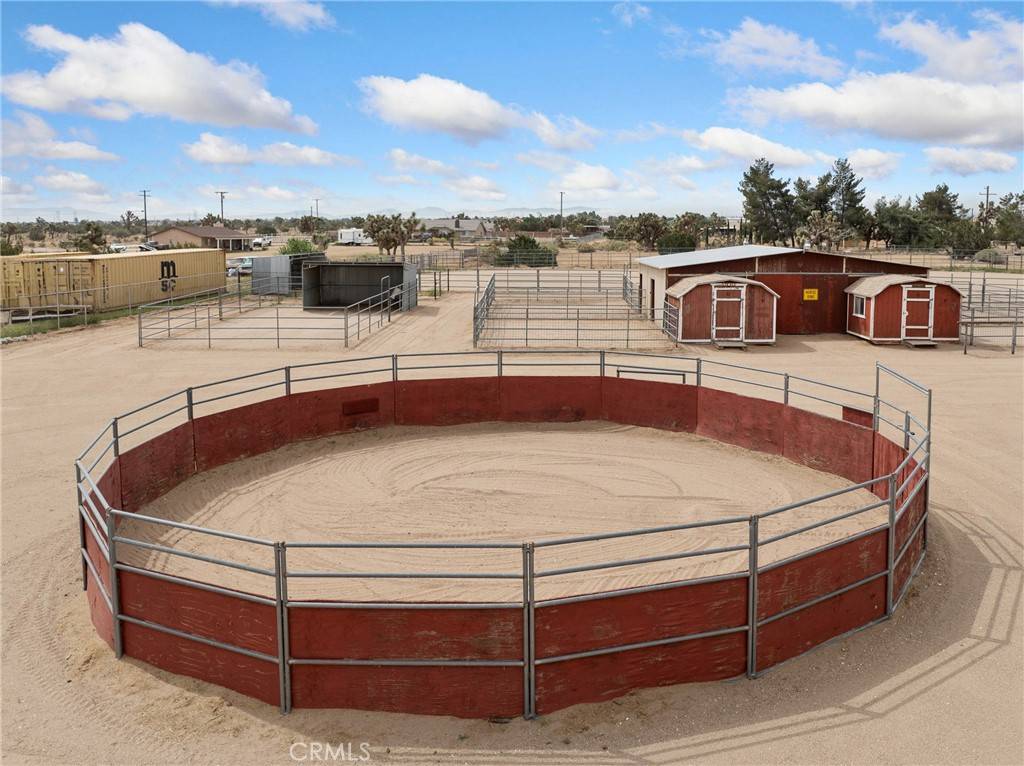 Oak Hills, CA 92371,10373 Columbine RD
