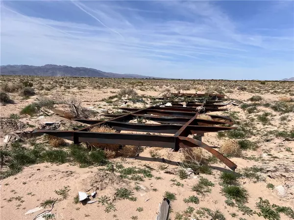Newberry Springs, CA 92365,34998 Bon View RD