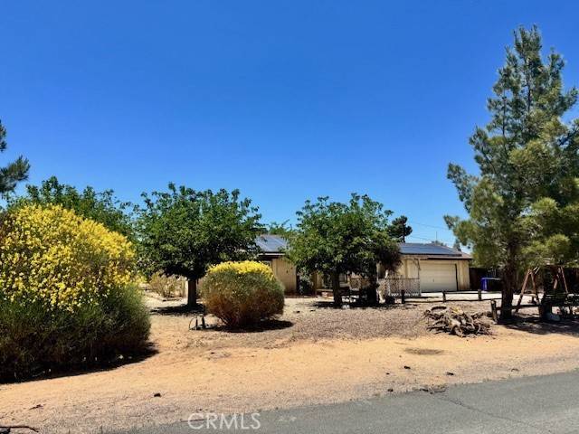 Apple Valley, CA 92307,14122 Pawnee RD