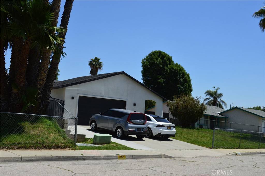 Highland, CA 92346,1565 Villa CT