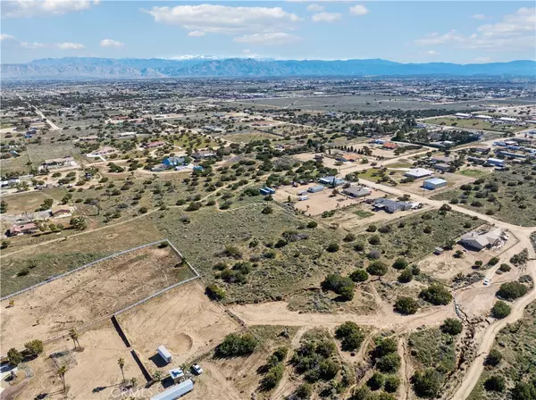 Oak Hills, CA 92344,7971 Outpost RD