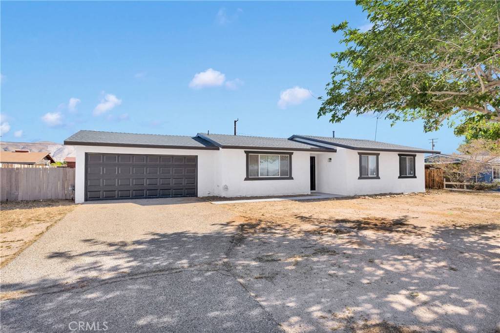 Apple Valley, CA 92308,22047 Wren ST