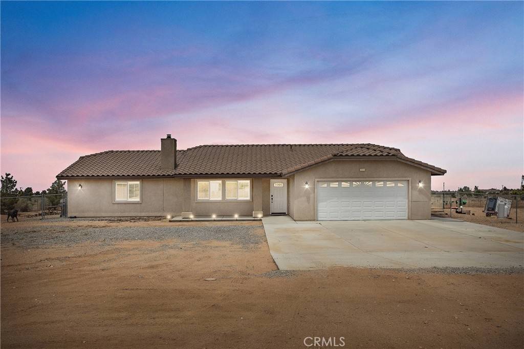 Phelan, CA 92371,5824 White Fox TRL