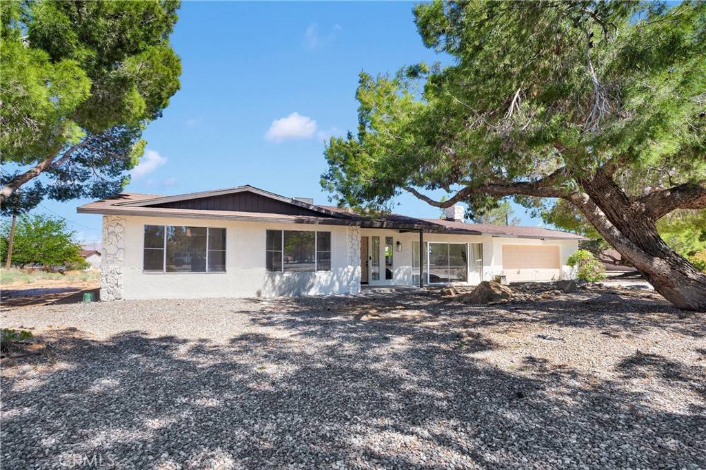 Apple Valley, CA 92307,13925 Hopi RD