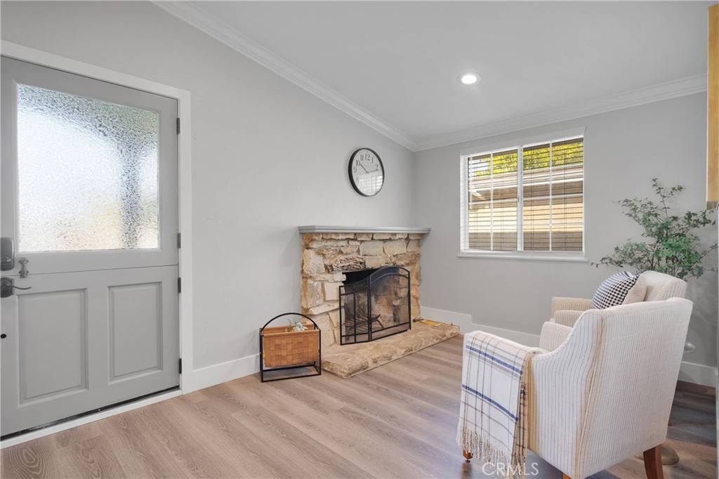 Costa Mesa, CA 92627,275 E Wilson ST