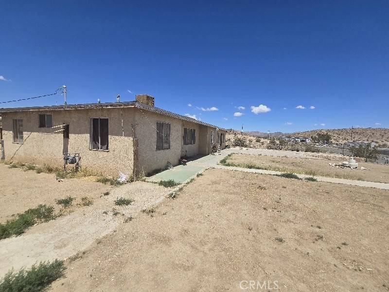 Barstow, CA 92311,1368 Carmen DR