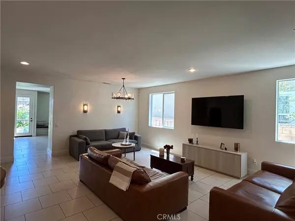 Eastvale, CA 92880,13935 Almond Grove CT