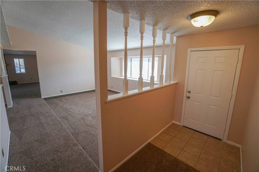 Apple Valley, CA 92307,14410 Navajo RD
