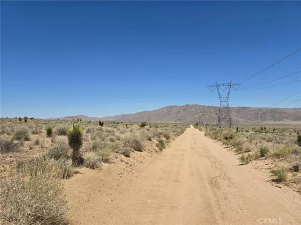 Apple Valley, CA 92308,22 Canyon View RD