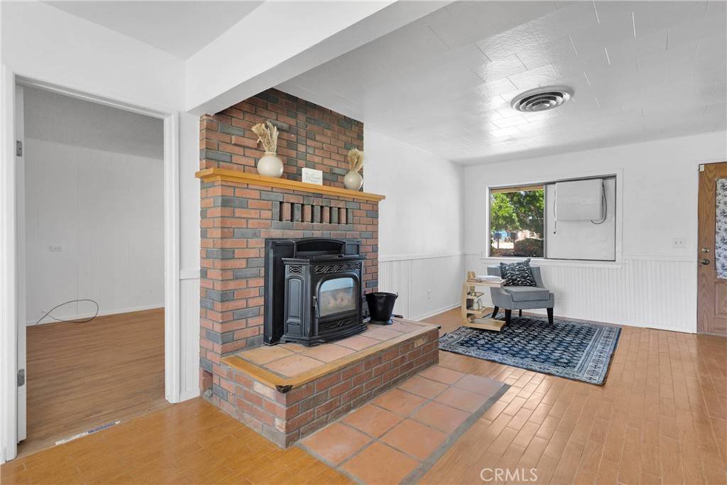 Hesperia, CA 92345,8295 4th AVE