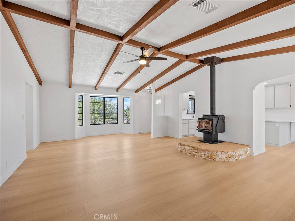 Oak Hills, CA 92344,10683 El Centro RD
