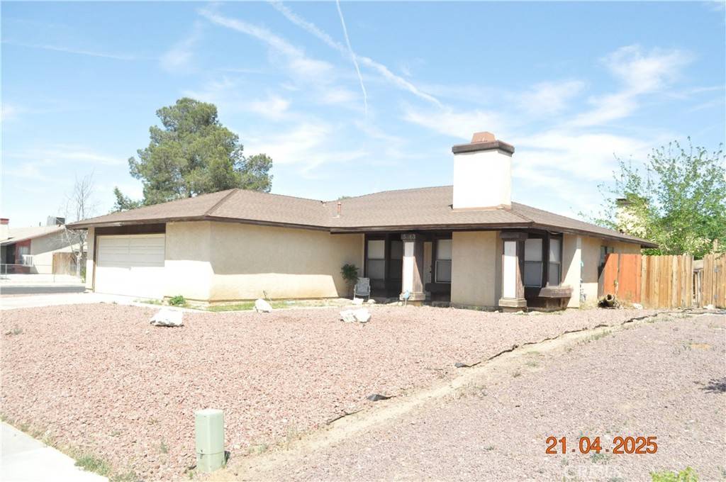 Victorville, CA 92394,15063 Dakota ST