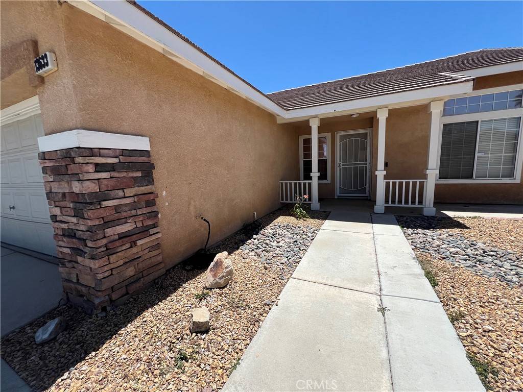 Hesperia, CA 92344,13633 Bentwood ST