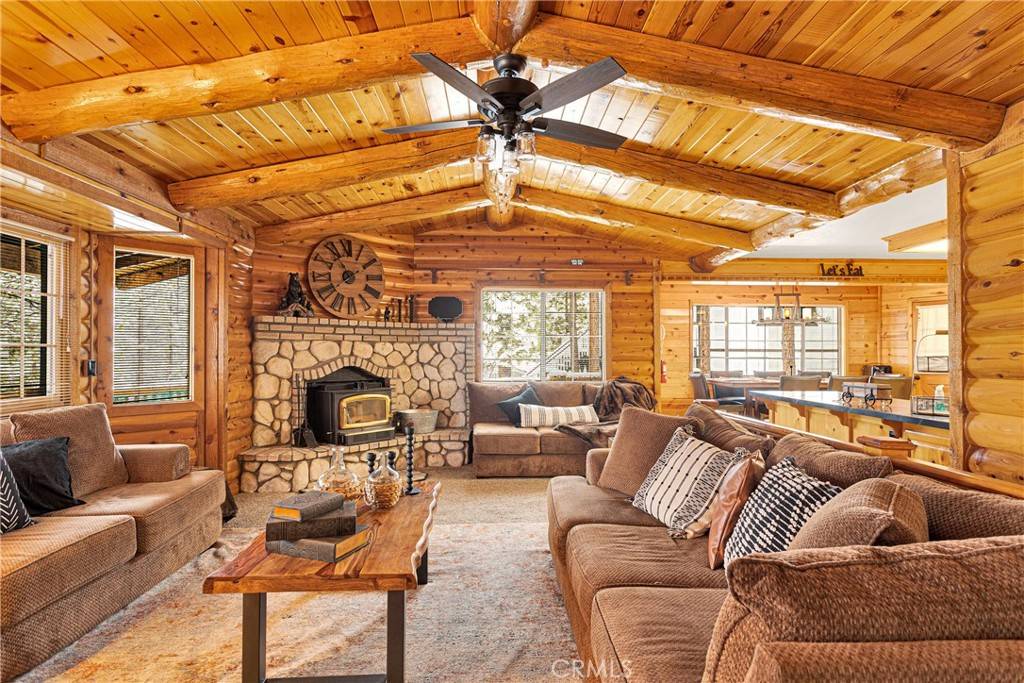 Big Bear Lake, CA 92315,42363 Paramount RD