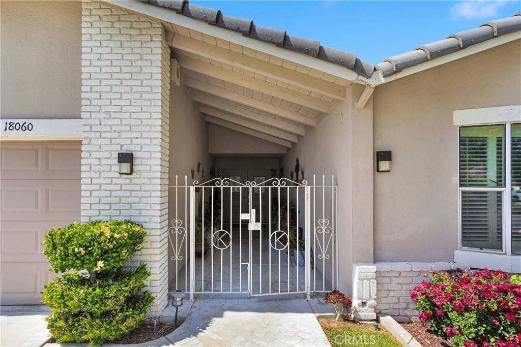 Victorville, CA 92395,18060 Pebble Beach DR