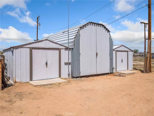 Apple Valley, CA 92307,14060 Osage RD