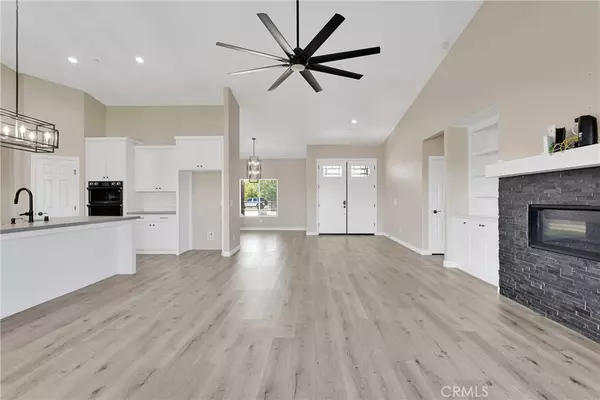 Apple Valley, CA 92307,21192 Zuni RD