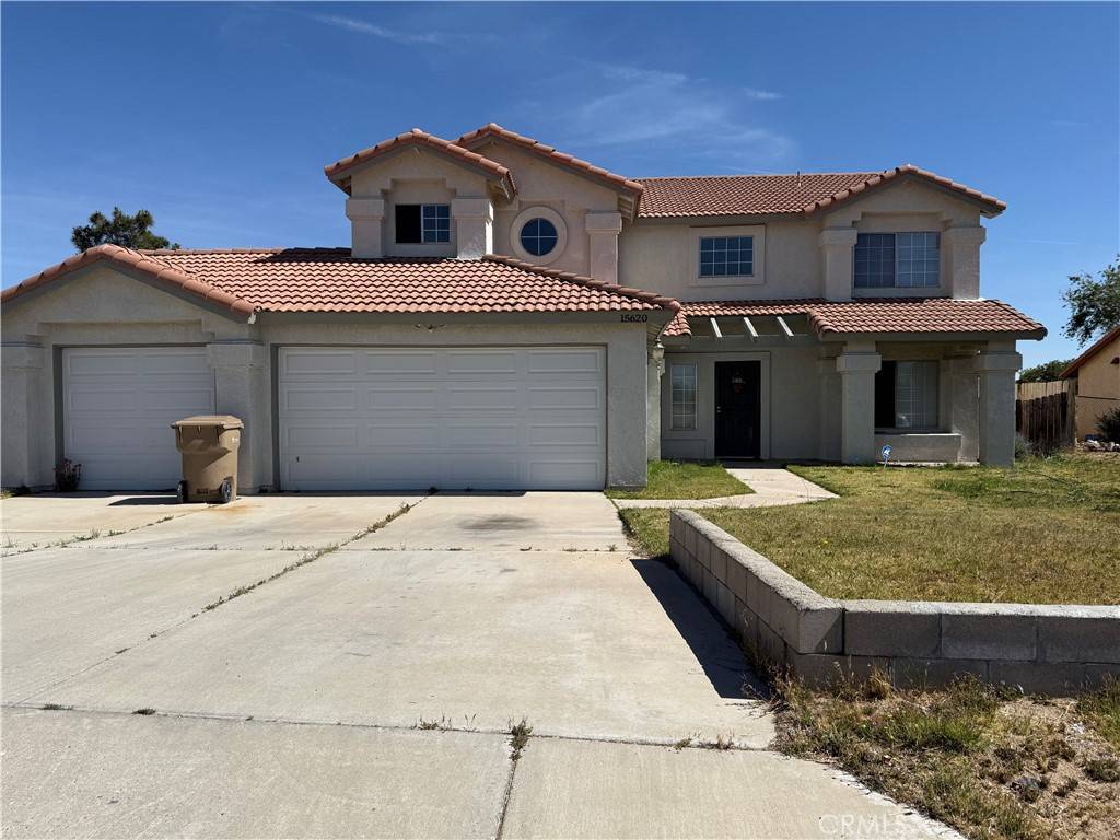 Hesperia, CA 92345,15620 Smoke Tree ST