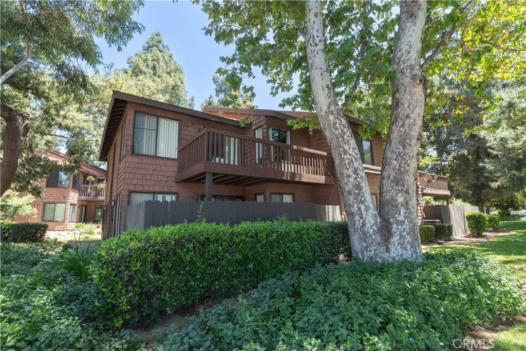 Ontario, CA 91762,320 W Walnut ST #6