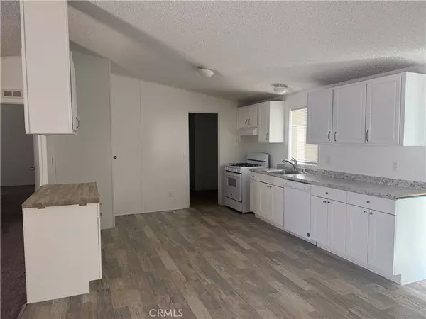 Hesperia, CA 92345,19093 Monterey ST
