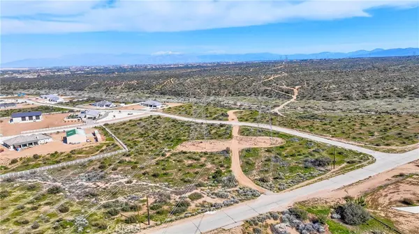 Phelan, CA 92371,7828 Merrick ST
