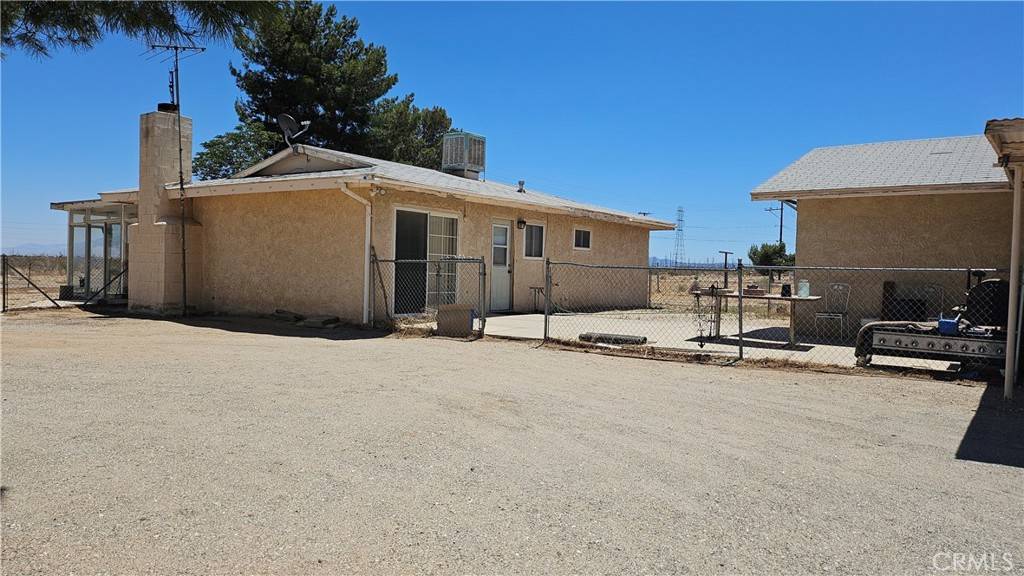 15074 Richmond AVE, Victorville, CA 92392