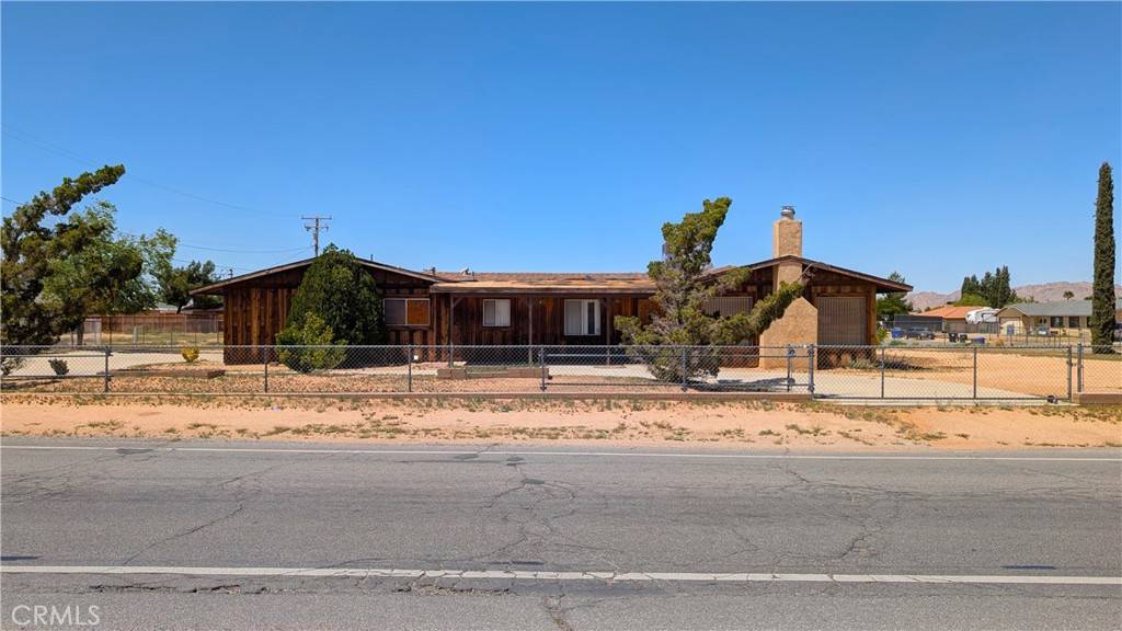 21512 Pahute RD, Apple Valley, CA 92308