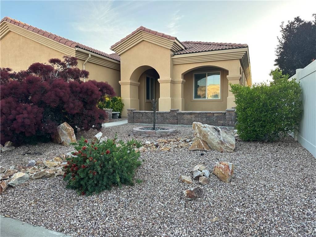 10030 El Dorado ST, Apple Valley, CA 92308