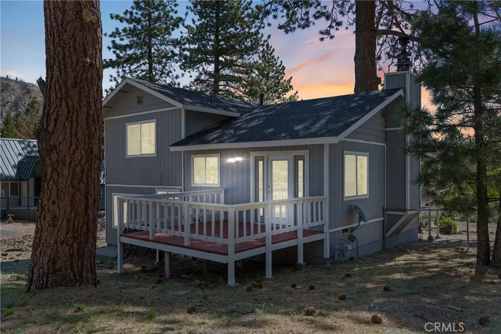 Wrightwood, CA 92397,26707 Swallowhill DR