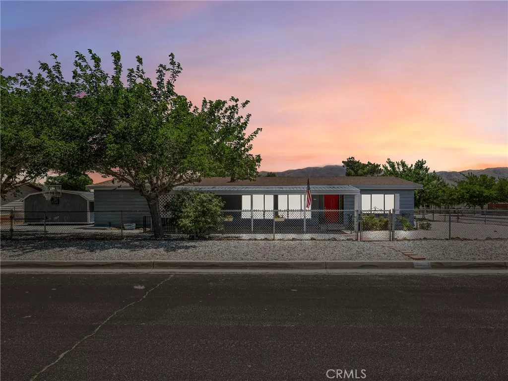 Hesperia, CA 92345,8307 Arrowhead Lake RD