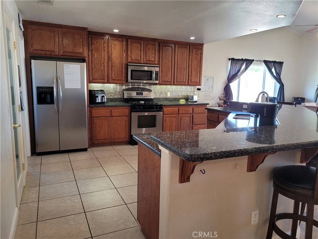 Helendale, CA 92342,26538 Mainsail LN