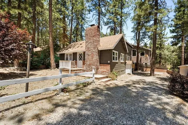 Wrightwood, CA 92397,1698 Thrush RD