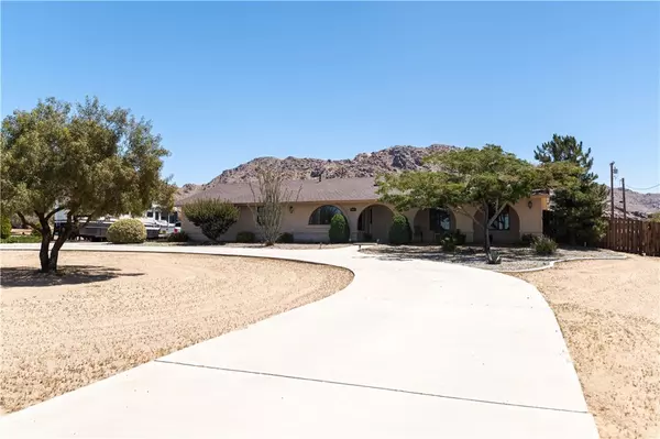Apple Valley, CA 92307,17239 Mesquite RD