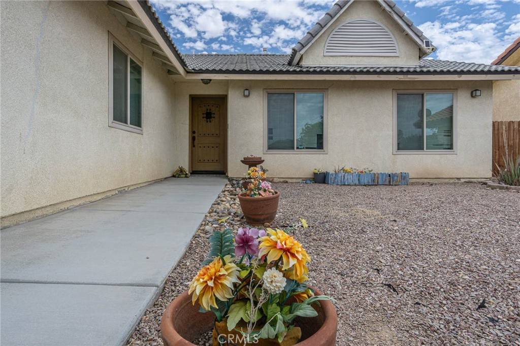 Helendale, CA 92342,14752 Grafton LN