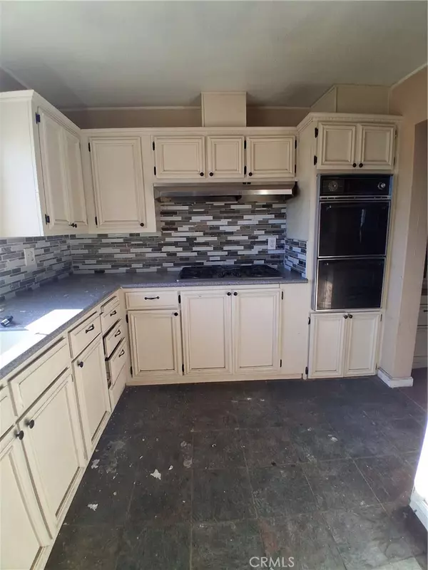 Phelan, CA 92371,4334 Sunset RD