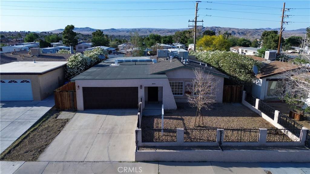 Barstow, CA 92311,1013 Glacier DR