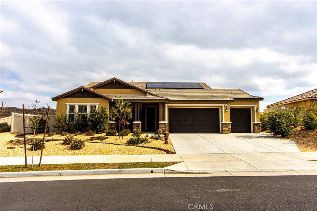 553 Chalakat CT, San Jacinto, CA 92582