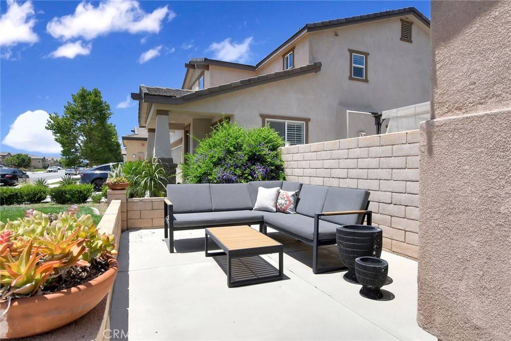 San Bernardino, CA 92407,18026 Crabapple CT