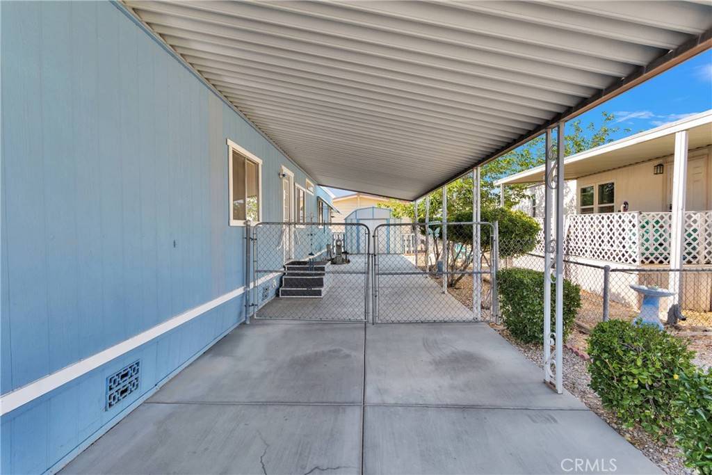 Victorville, CA 92392,15252 Seneca RD #243