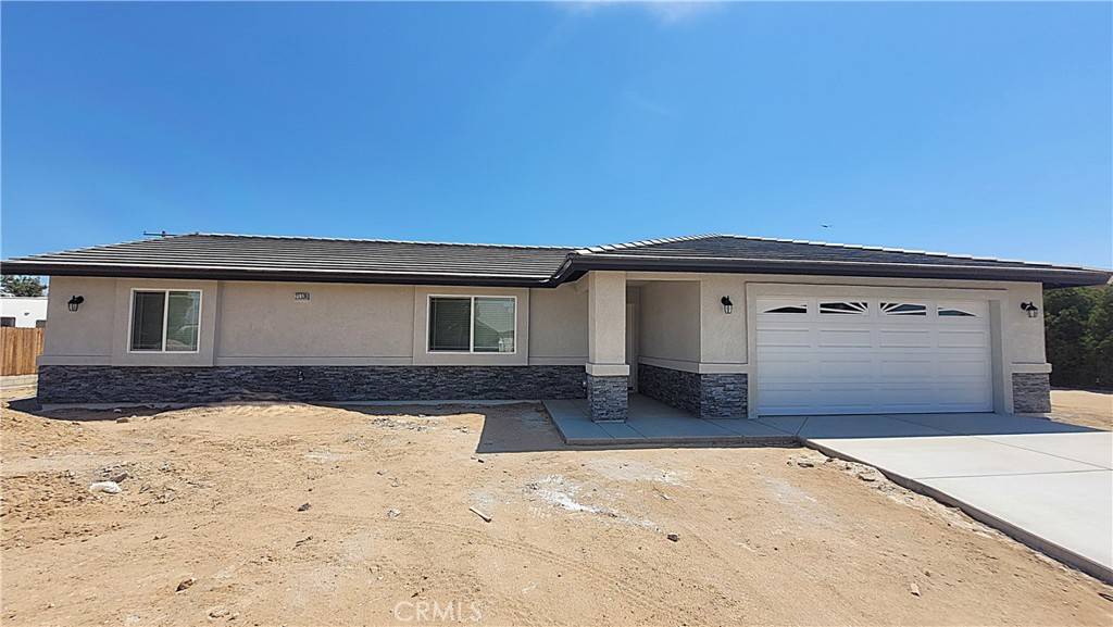 21109 Sioux RD, Apple Valley, CA 92308