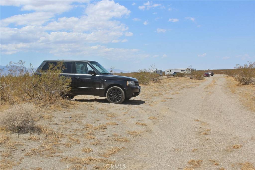 Phelan, CA 92371,11 Eaby RD