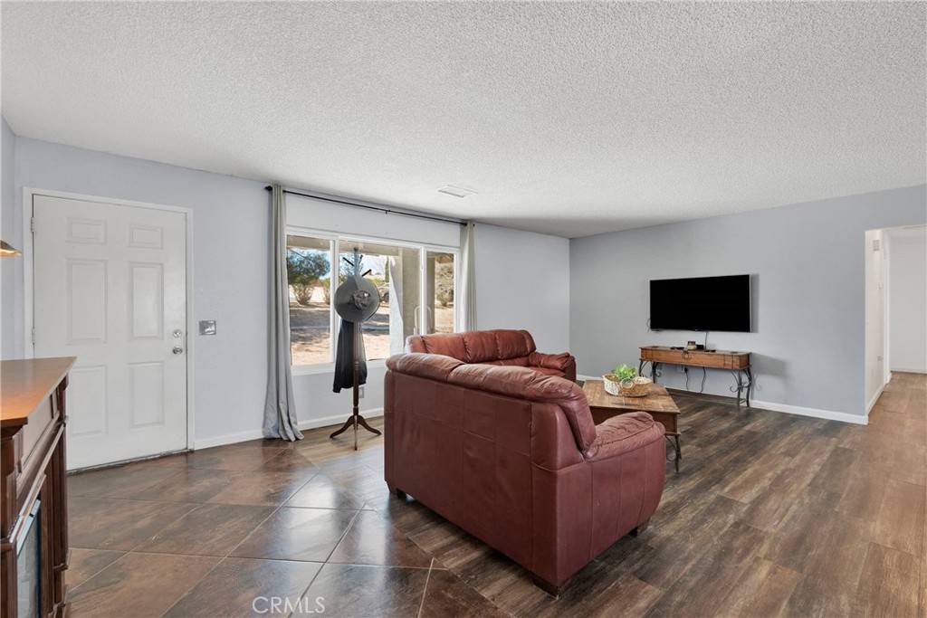 Victorville, CA 92394,16597 Odell AVE