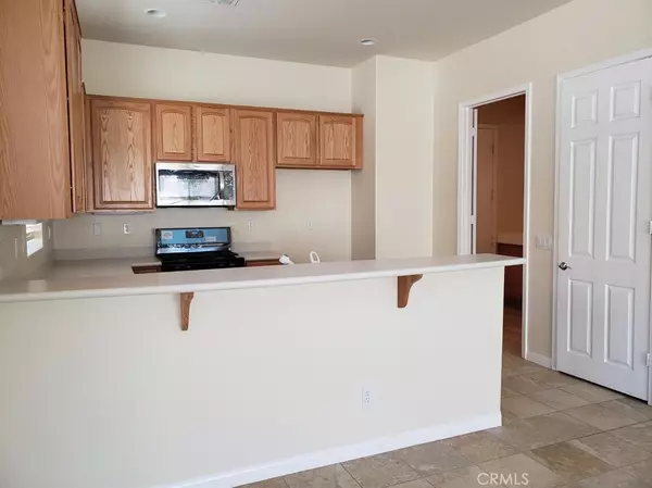 Apple Valley, CA 92308,11142 Avonlea RD