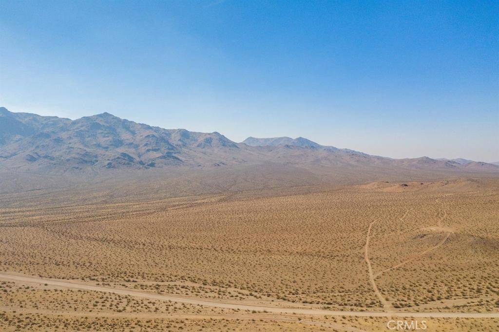 Lucerne Valley, CA 92356,780 Camp Rock RD
