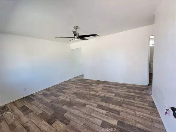 Hesperia, CA 92345,11015 Oakwood AVE
